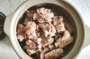 清炖排骨怎么做最好吃(清汤排骨怎么炖)
