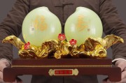 长辈生日送什么礼物好(长辈生日送什么礼物好女性)