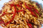 葱香花生米的做法视频(葱香花生米的做法窍门)