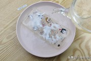 手机壳发黄用什么能洗白(手机外壳套变黄咋洗)