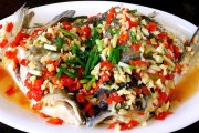 剁椒鱼头怎么做视频(剁椒鱼头怎么做最好吃视频)