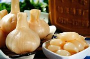 糖蒜的腌制方法家常视频(咸糖蒜的腌制方法家常)