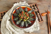 松花蛋制作过程的视频(松花蛋制作过程中的变化)