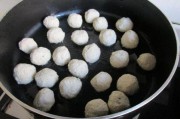 豆腐圆子怎么做的视频(蛋圆子怎么做视频)