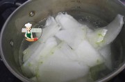 咸冬瓜的制作方法视频(正宗冬瓜糖的制作方法)