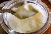 电饭锅怎样做酸奶视频(普通电饭锅做酸奶)