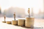 赚8电商
:用8年时间赚16万，你觉得怎么样？