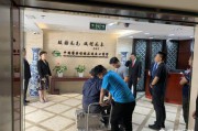 散打哥电商公司
:散打哥做的视频很专业！做电商自学能行吗？要到传媒公司做后期剪辑专业训练吗？