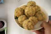 菜团子制作方法视频(包谷面菜团子对制作方法)