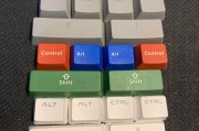 shift键(shift键一直处于按压怎么解除)