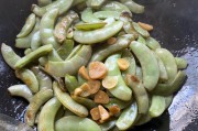 扁豆怎么做的视频(长扁豆怎么做)