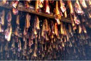 腊肉制作方法视频(腊肉的制作方法与过程视频)