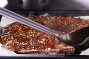 烤鱼的制作方法和配料视频(烤鱼的制作方法和配料家常做法)