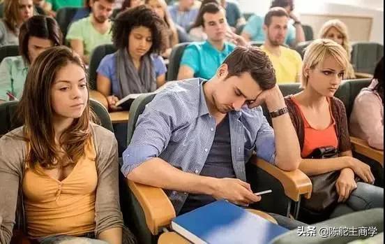 啥也没有，啥也不会的人，如何通过自媒体日赚200块钱？