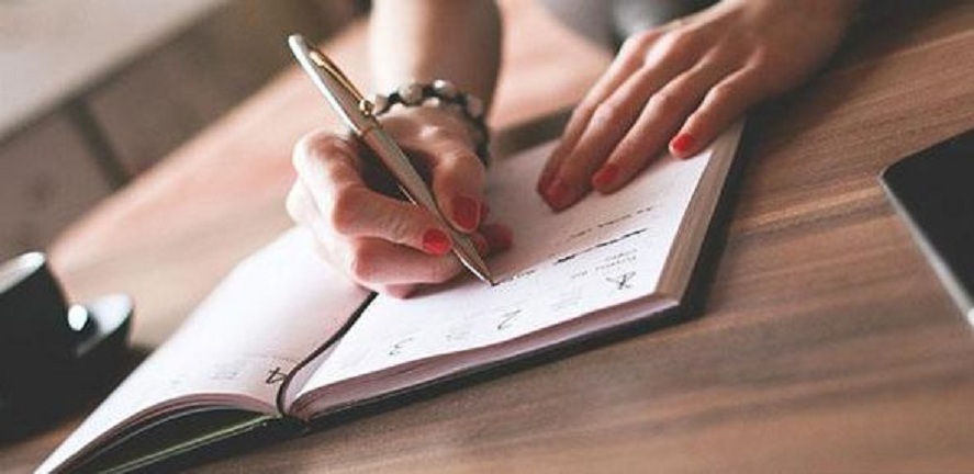 做自媒体前期应该怎么做？这4点注意事项，小白必须了解