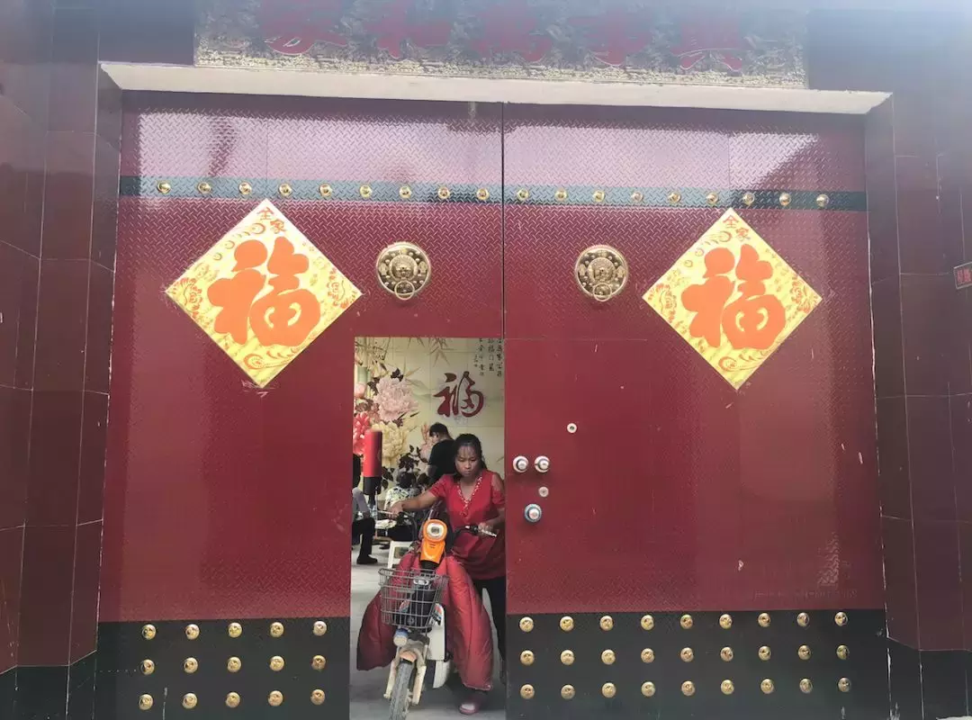 农妇做自媒体因压力太大停摆,曾月入十万,被质疑洗稿账号被封