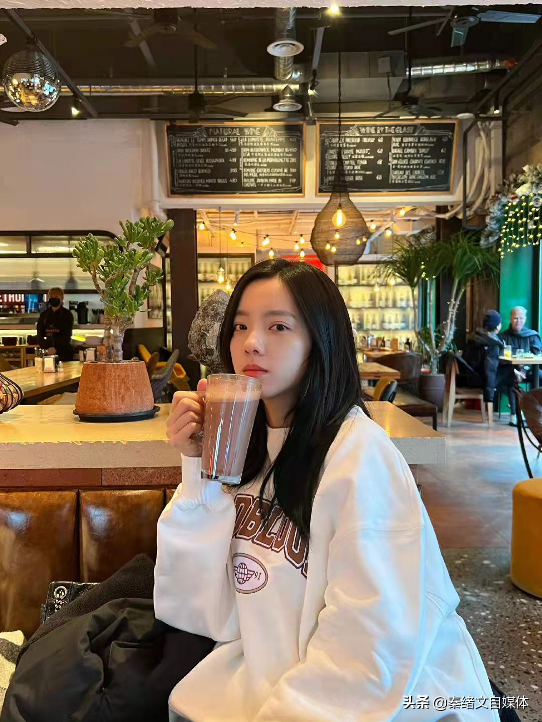 自媒体怎么才能赚钱？读书有用吗？能够赚钱吗？