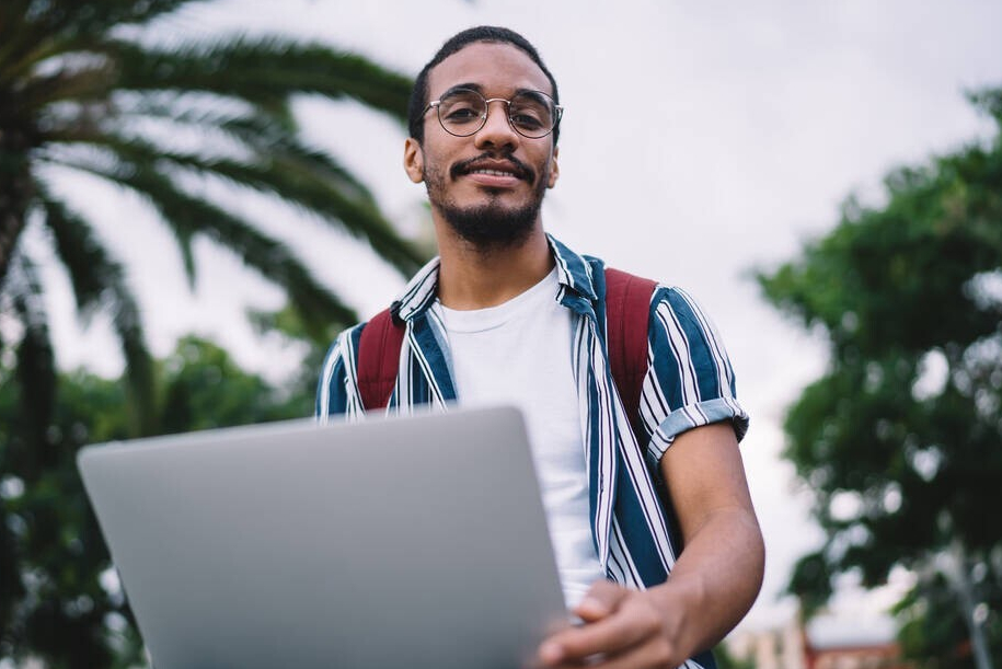 新手做自媒体建议先做这6个领域，上手容易涨粉快