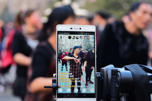 è‡ªåª’ä½“å¿«æ‰‹å…¶ä»–çš„å�˜ç�°æ¸ é�“ä»¥å�Šå¼•æµ�