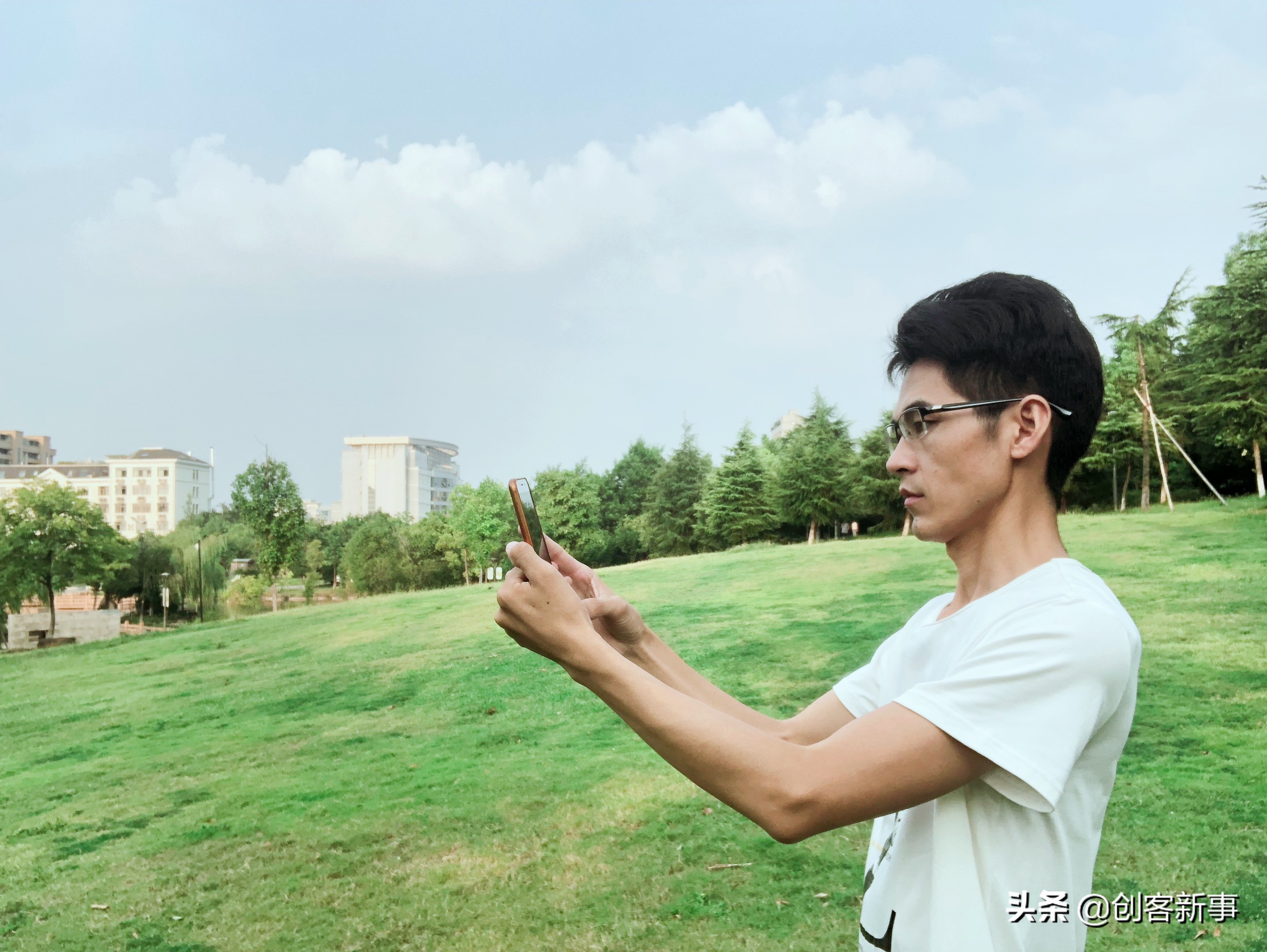 做自媒体要去培训吗？需要学习哪些东西？我给大家做一个全方解析