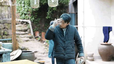 天目新闻对话10天涨粉百万的三农自媒体人“帅农鸟哥”：回到家乡才发现自己什么都不缺