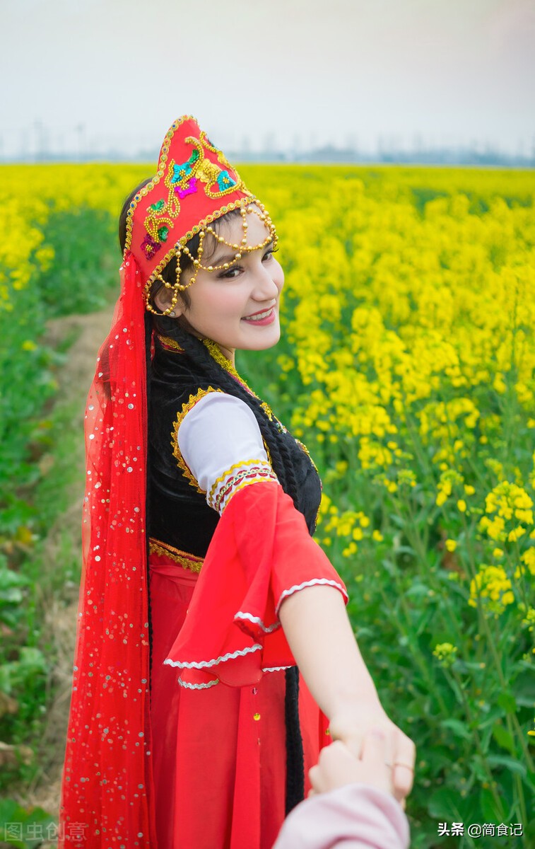 新疆人一日三餐吃什么？看完才知道，为啥女孩都那么漂亮，真羡慕