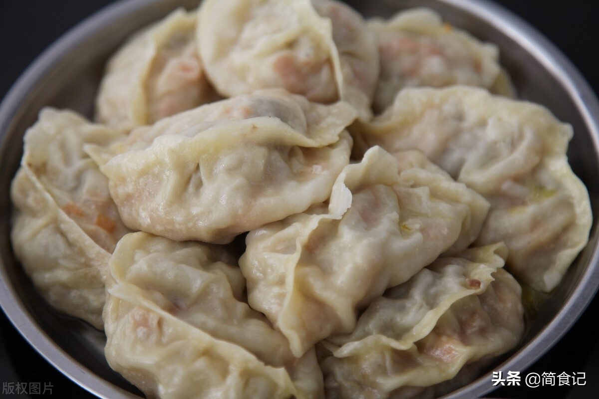 新疆人一日三餐吃什么？看完才知道，为啥女孩都那么漂亮，真羡慕