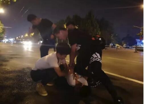 蒙面盗窃,插片开锁,在济南制造多起盗窃案的团伙被抓了……