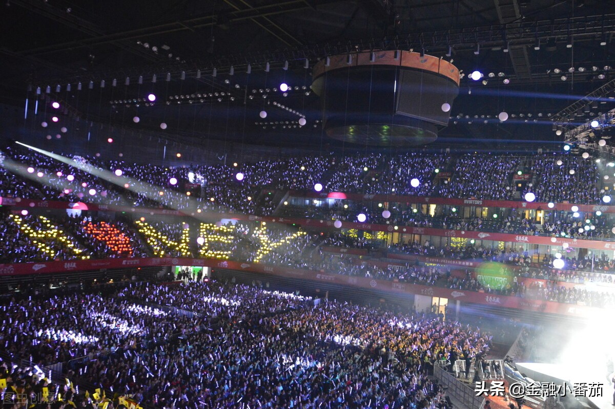 â€œç²‰ä¸�ç»�æµ�â€�è¡°é€€ï¼Œè‡ªåª’ä½“äººåº”å½“å±…å®‰æ€�å�±