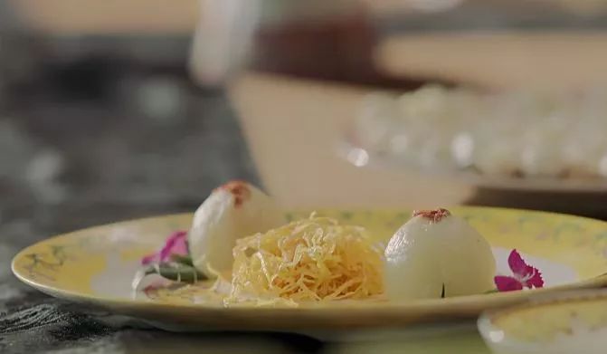 大清嫔妃究竟是如何过生活的呢?别被电视剧骗了,其实奢侈又无聊