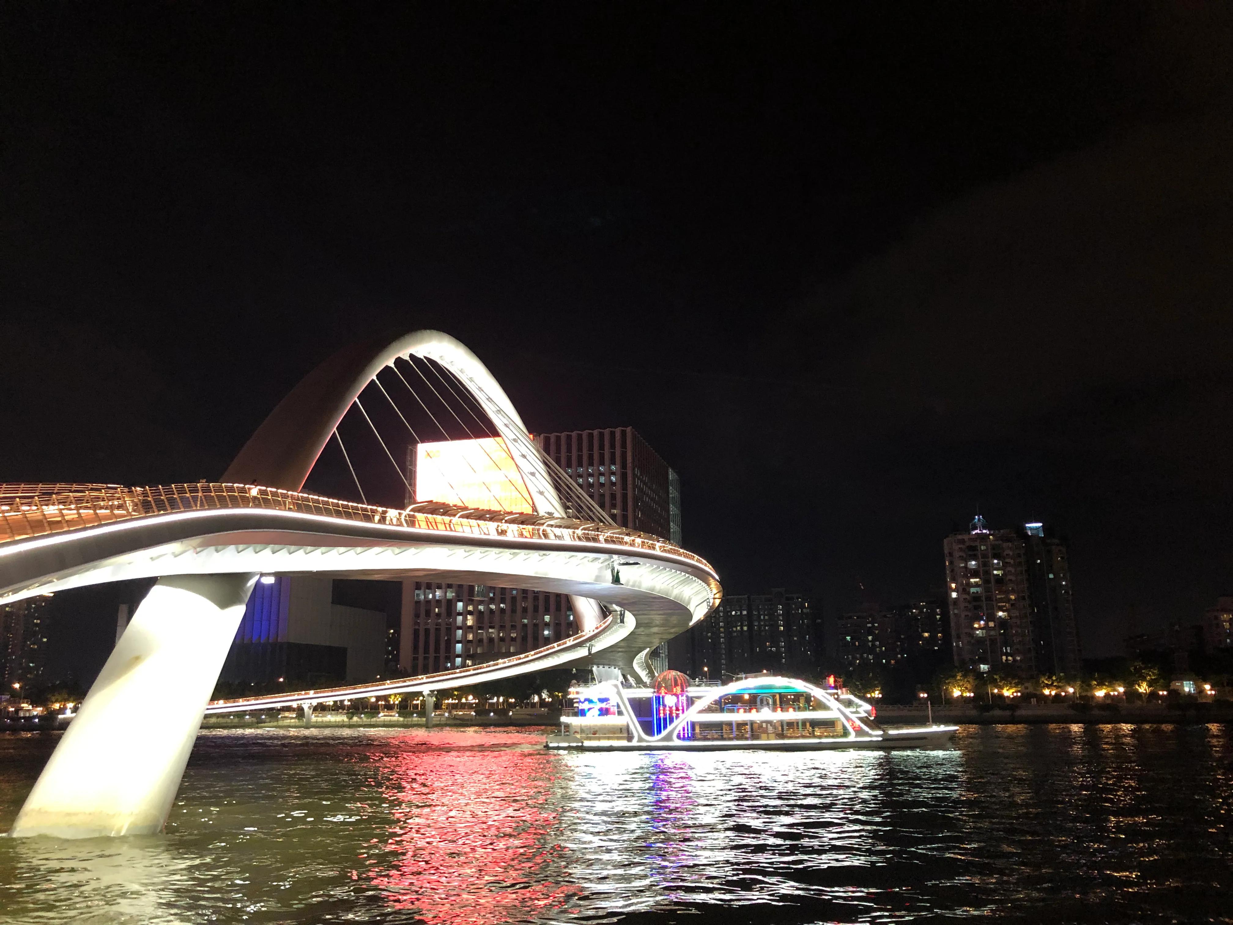 å�šè‡ªåª’ä½“éœ€å…·å¤‡çš„åŸºæœ¬æ�¡ä»¶