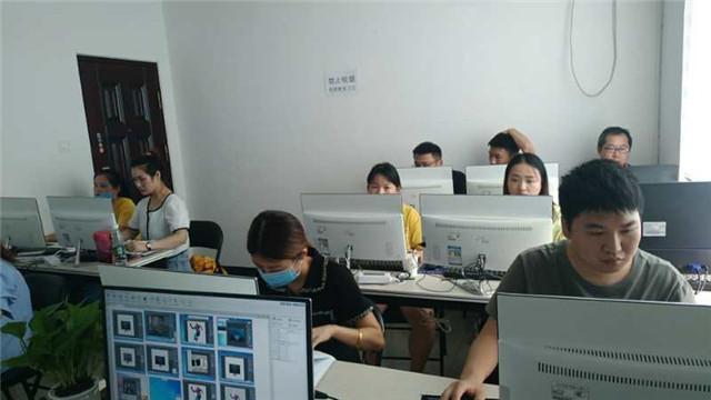 电商培训班一般多少钱一个月