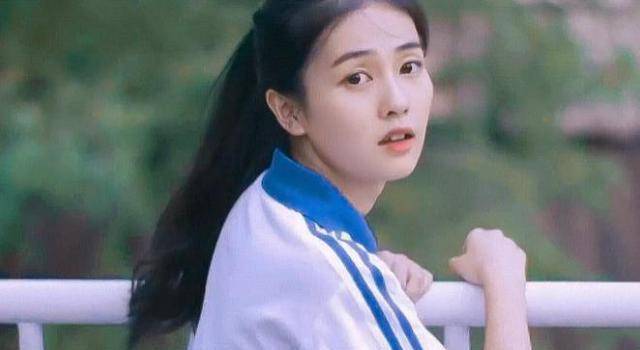 白鹿早期短视频