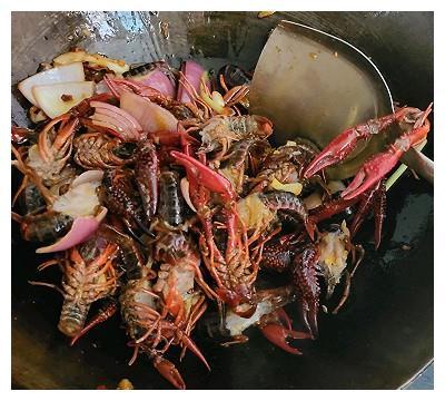 爆龙虾的做法视频