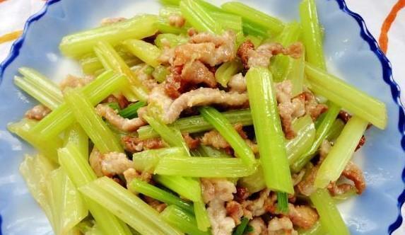炒芹菜怎么做视频