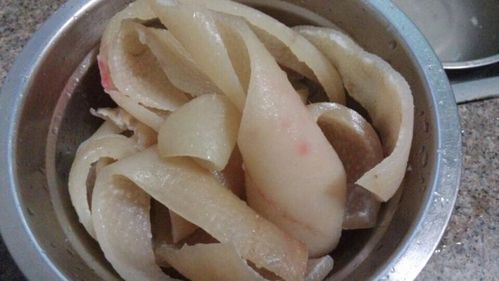 冻猪皮的做法视频