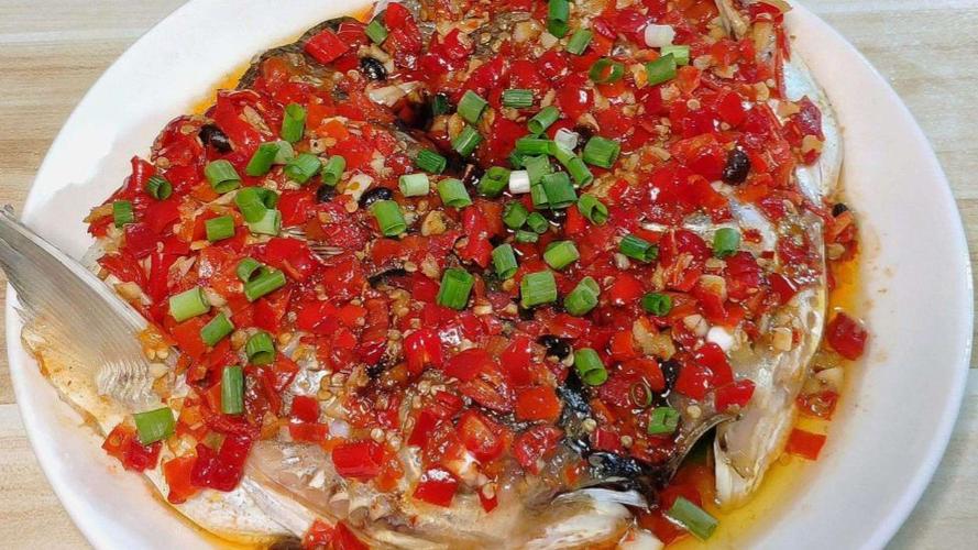 剁椒鱼头怎么做视频