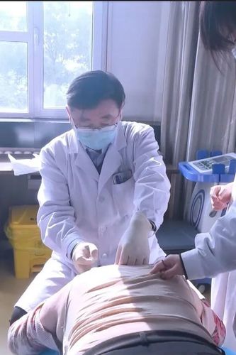富贵包做手术的视频