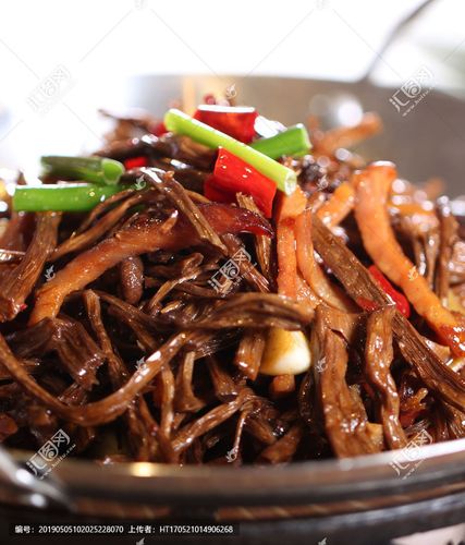 干锅茶树菇做法视频
