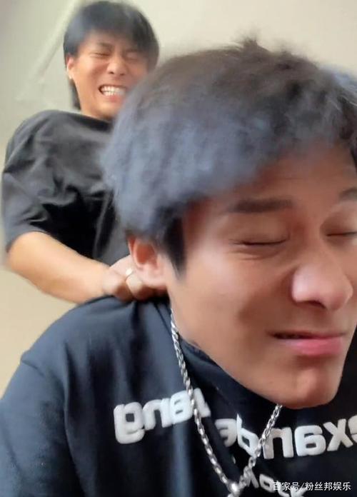 搞笑短视频题材