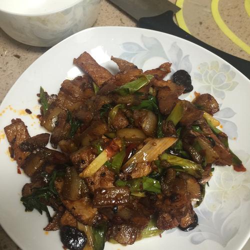 回锅肉怎么做的视频