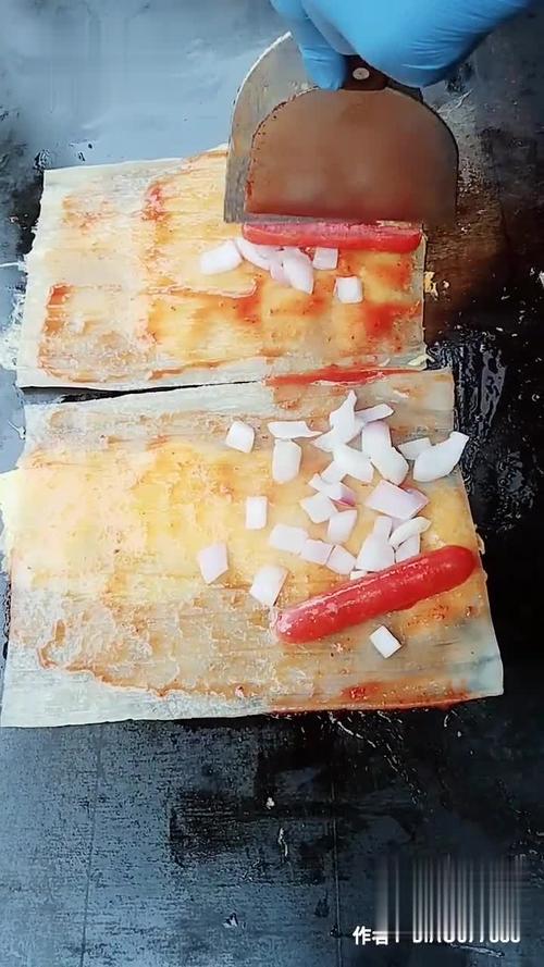 烤冷面是怎么做的视频