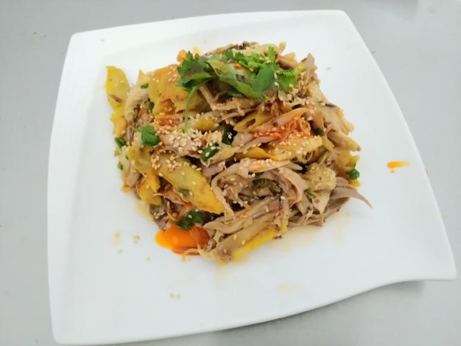 手撕鸡的制作方法视频讲解