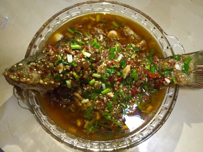 糖酥鲫鱼的做法视频