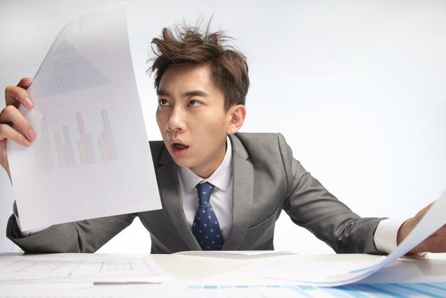 学电商运营是自学还是去培训机构培训?哪家机构好?