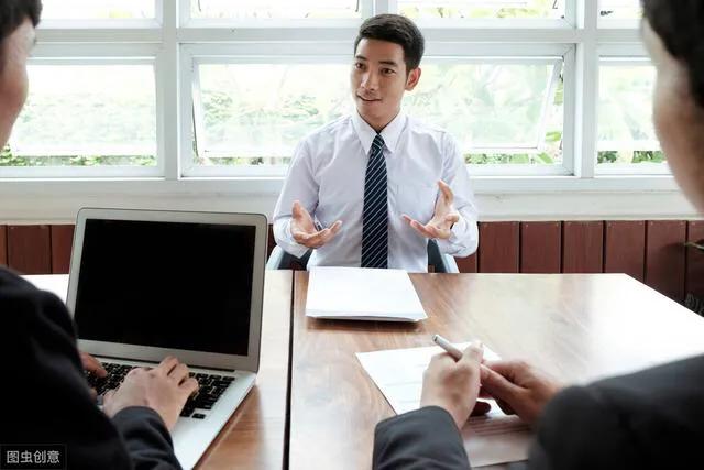 大学毕业简历上都要填写什么?