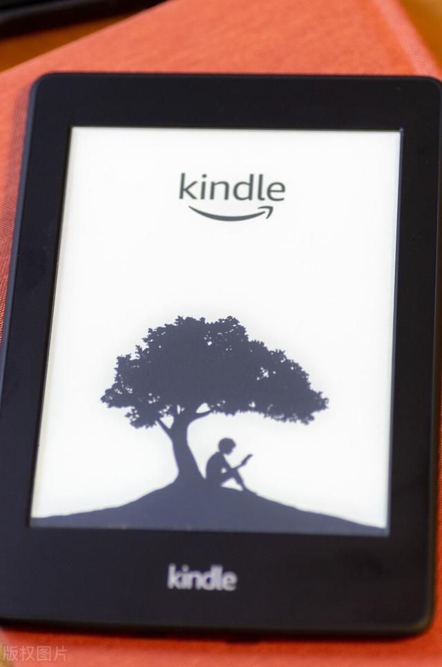 同是电商巨头，亚马逊股价7年涨13倍，阿里巴巴基本没涨，为何？