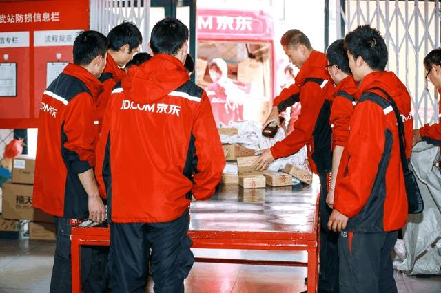 快递业混战,顺丰、三通一达、苏宁、京东、安能与德邦,谁将胜出?