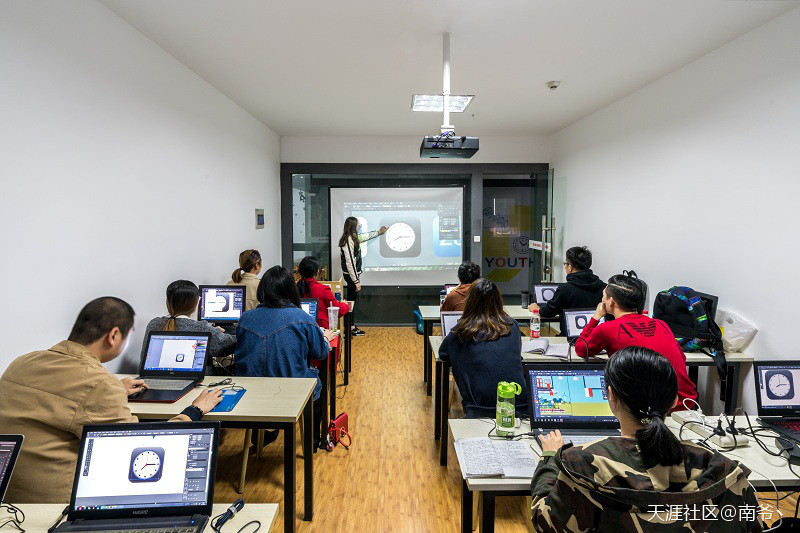 杭州淘宝摄影培训，想要入门从杭州沐林电商培训学院开始