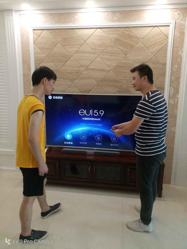 买电视你是愿意在线上电商平台买,还是愿意去线下实体店买?